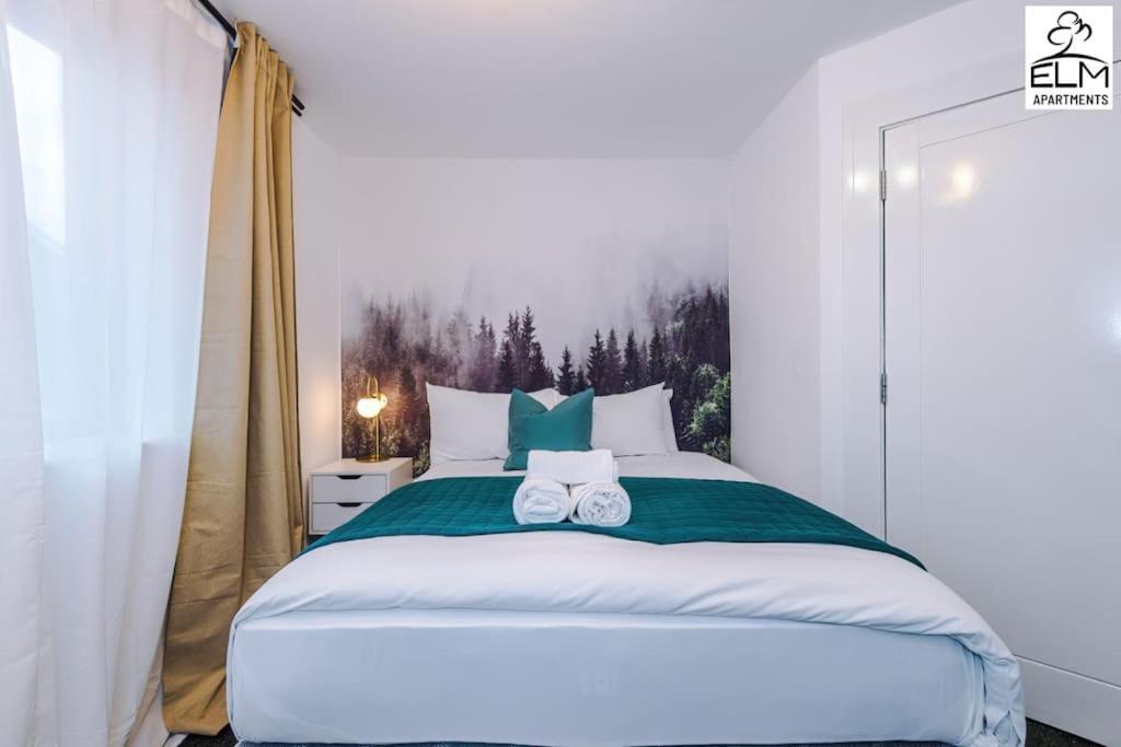 Cozy 1 Bedroom Apartment, Prime Location , Free Parking Manchester Eksteriør bilde